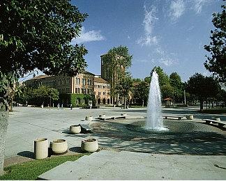 邂逅终极梦想！完成《极限竞速：地平线4》春季赛赢顶级跑车